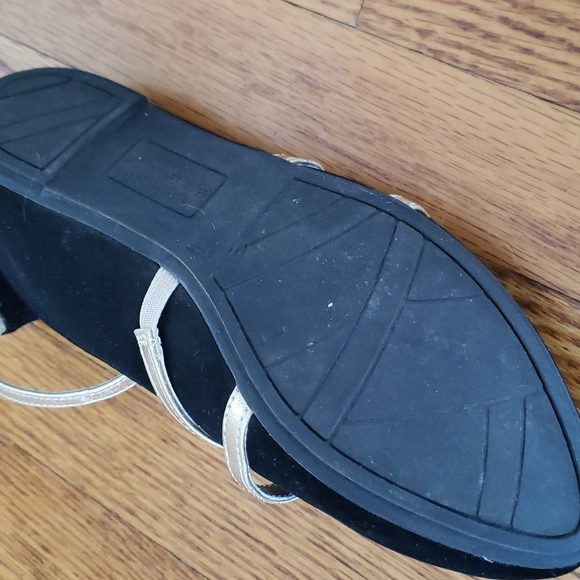 Girl's American Eagle dress shoes - Picture 4 of 4